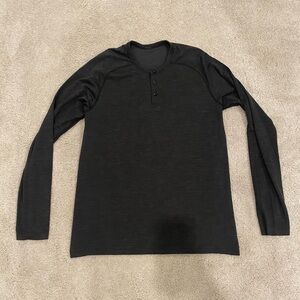 Men’s Lululemon Black Metal Tech Vent Long Sleeve Henley Shirt Size Large